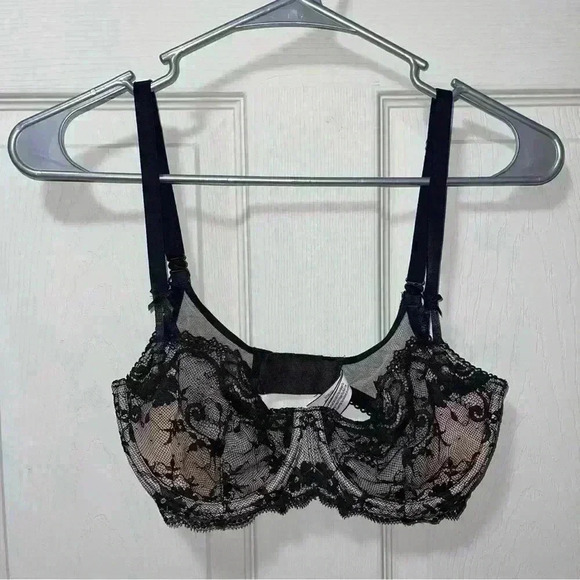 Victoria Secret VS Dream Angels Push Up Without Padding Sz 32DD - Picture 1 of 8